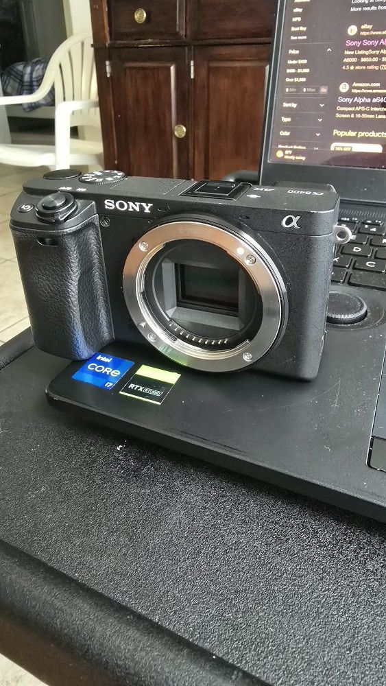 Sony 6400