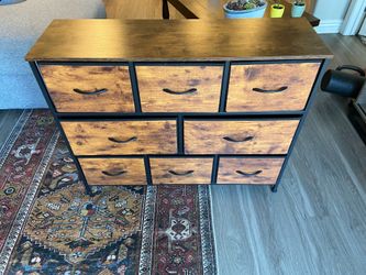 8 Drawer Dresser in North Hollywood