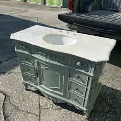 Bathroom Vanity Used 45inch W