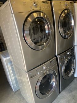 LG XL CAPACITY WASHER & DRYER SET ELECTRIC STACKABLE FREE WARRANTY ATTACHMENTS and MORE