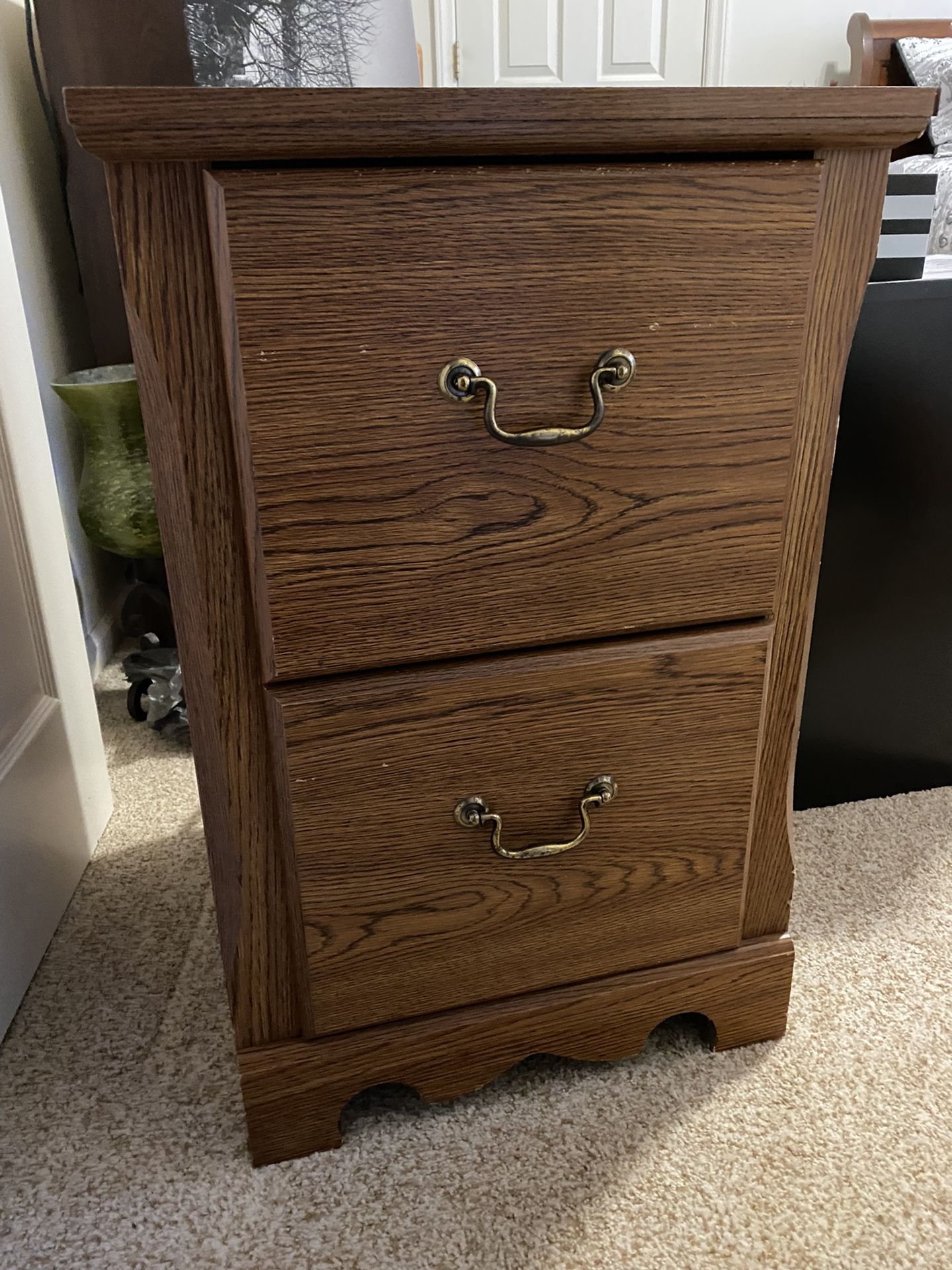 NICE WOOD  Filing cabinet