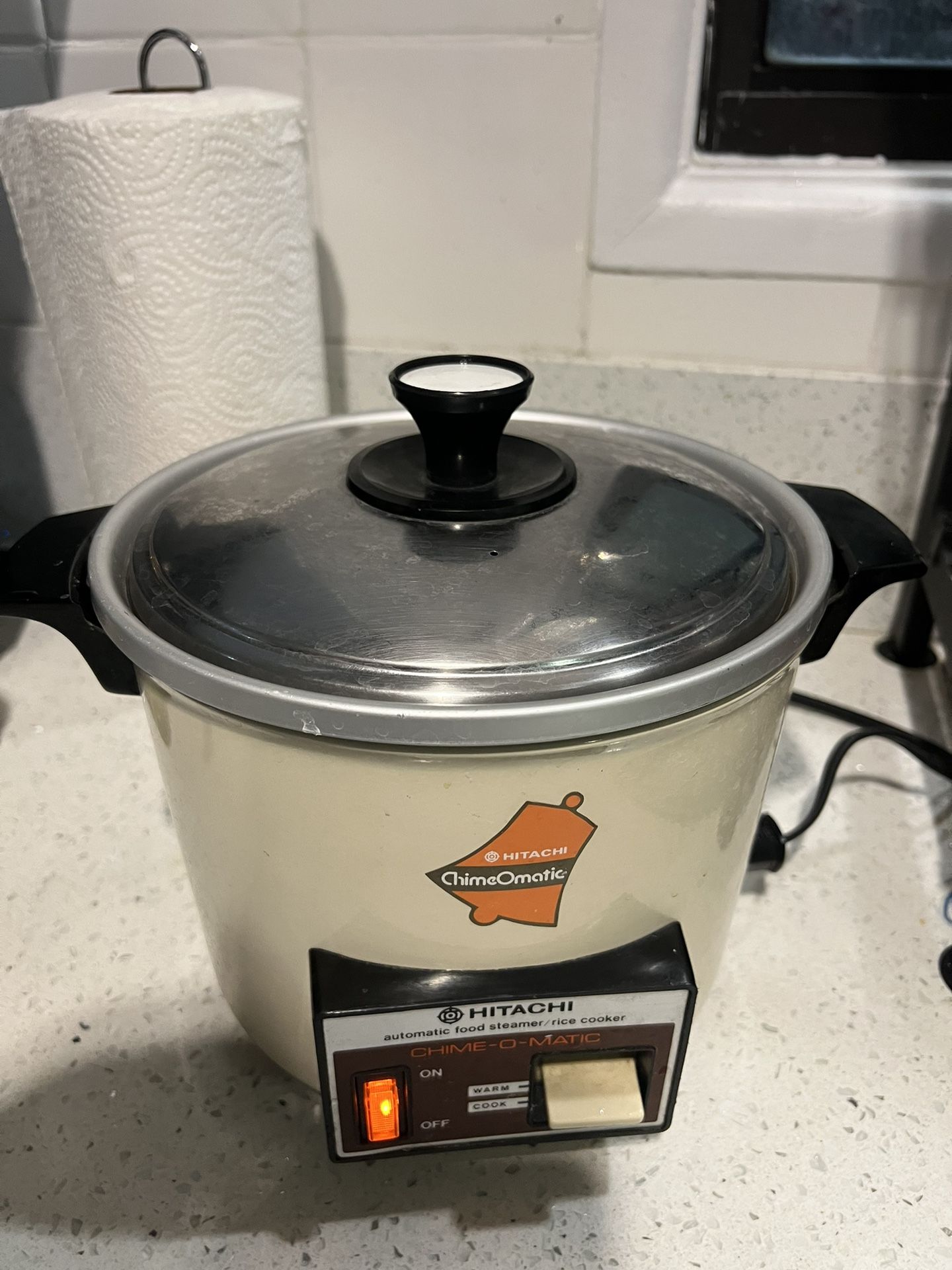 Vintage Hitachi Automatic Food Steamer Rice Cooker Chime-O-Matic 5.6 Cup RD-4053 Works well. In very good condition.