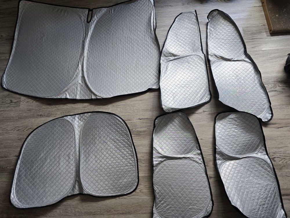 Tesla Model Y window sunshades, 7 pieces