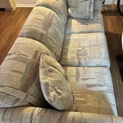 Couch/Convertible Bed