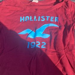 Hollis tee
