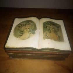 Beautiful Vintage Box