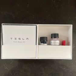 Tesla Paint Repair Kit (Black)