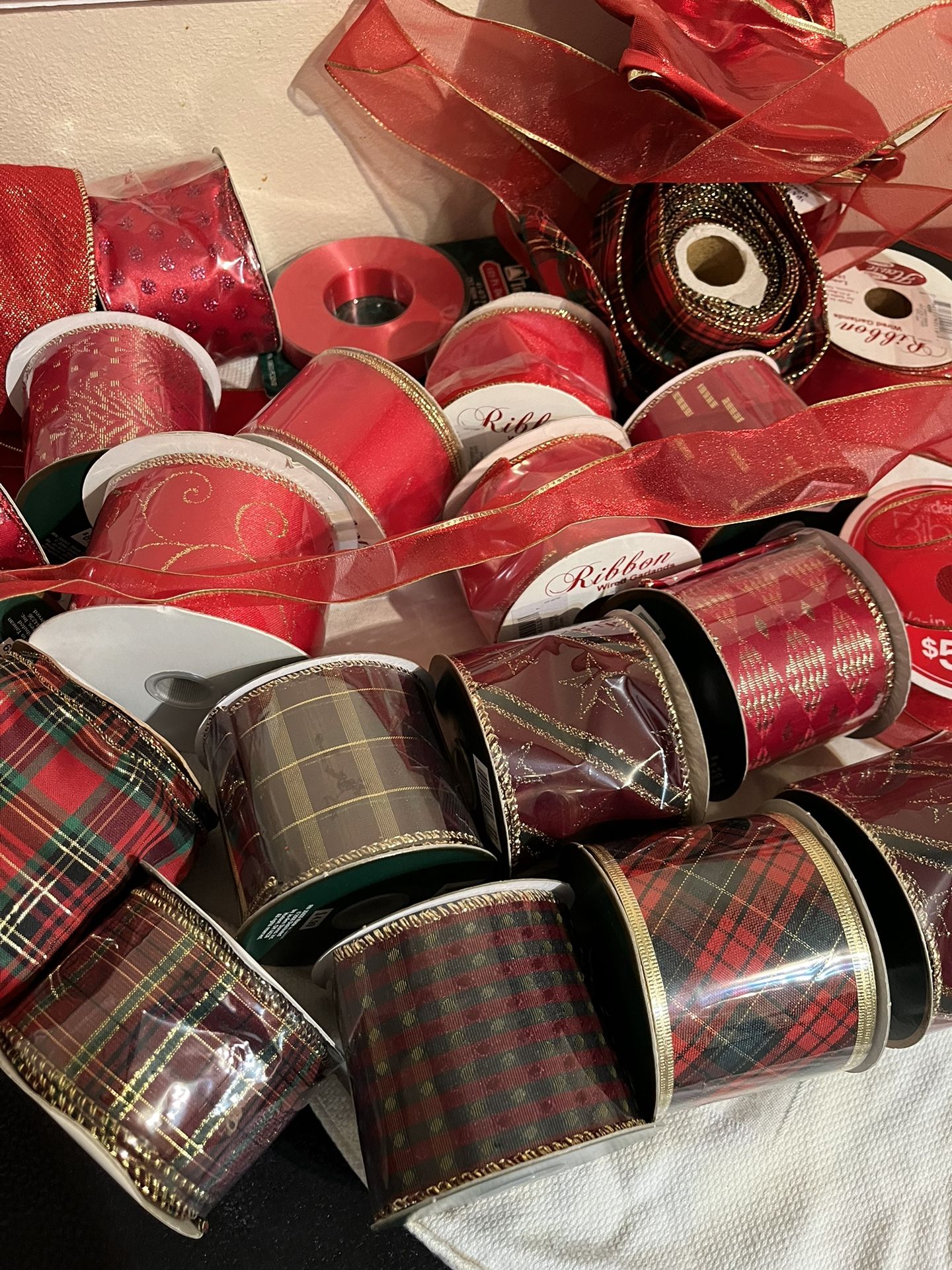 NEW! CHRISTMAS WIRE RIBBON