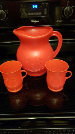 Vintage Lightweight Plastic Kool Aid Man Set