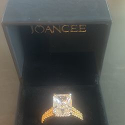 JOANCEE Ring 