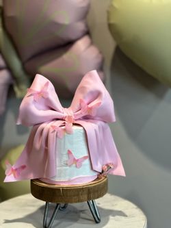 Fake cake! ¡Se vende todo el paquete de decoración tal como se ve en la foto! Hermosa temática en tonos suaves crema y rosa pastel, ideal para fiesta