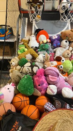 Large Lot of Mixed Stuffed Animals