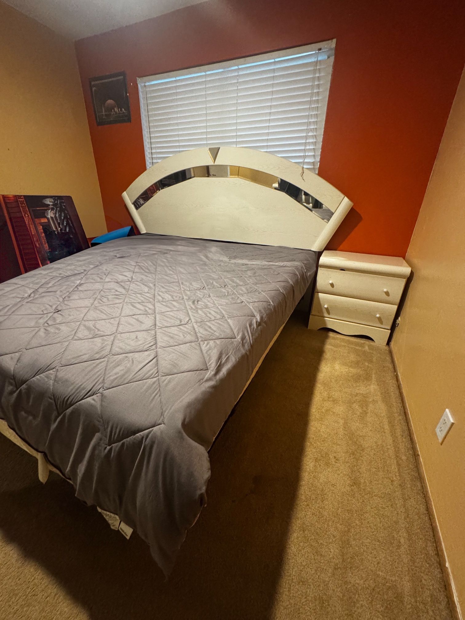 (FREE!!) BED SET