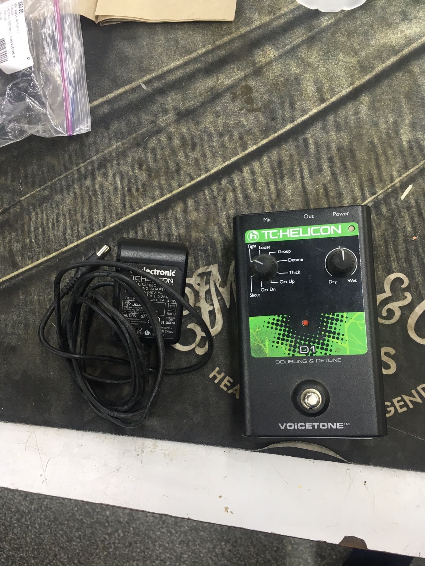 TC Helicon Voicetone Pedal