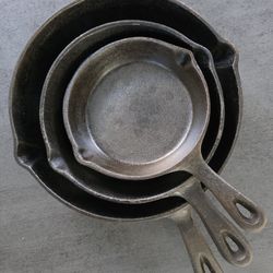 Simple Chef Cast Iron Skillet 3 Pcs Set