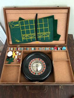Vintage Roulette Casino Game Set in Case