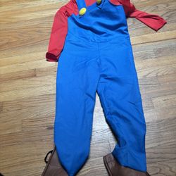 Medium 8-10 Mario Brothers costume With Gloves And Hat