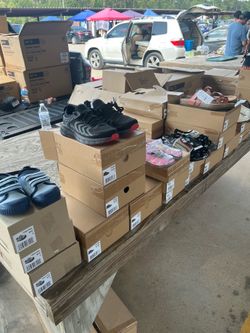 Lot of 200+