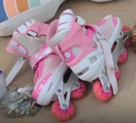 Skating shoes