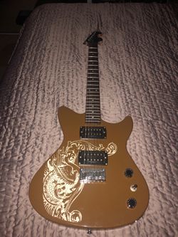 First act ME4016 Electric Guitar / First Act guitar amp MA003