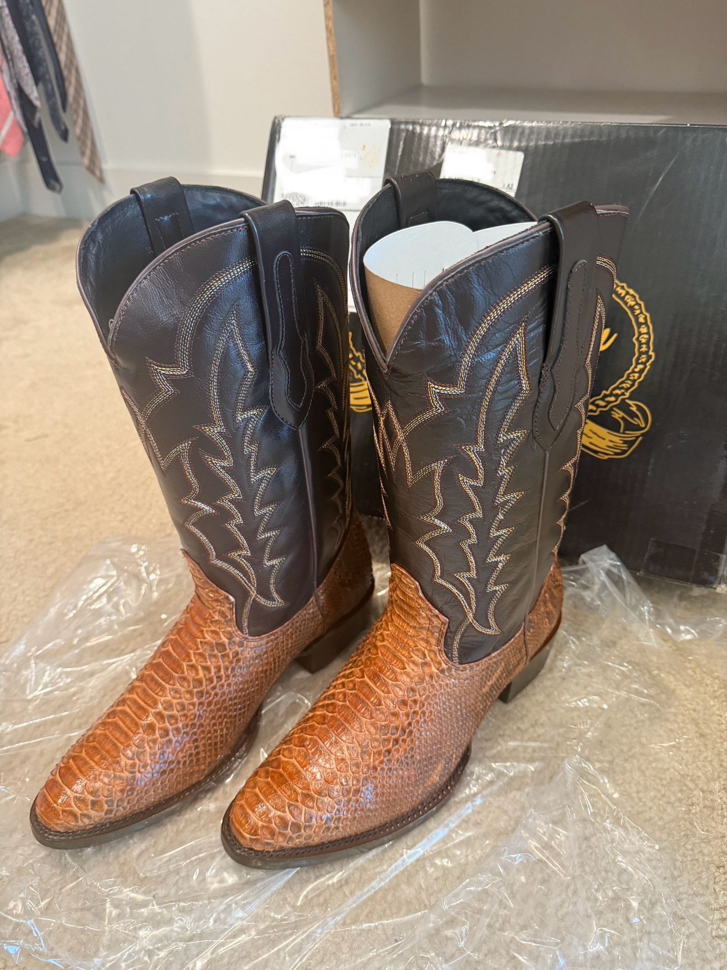 Cowboy Boots JB Dillon. NEW Never worn. Snakeskin Leather Boots. Men’s 9.5 D.