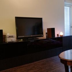 Stylish TV unit stand