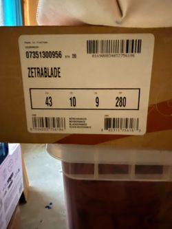 Skates