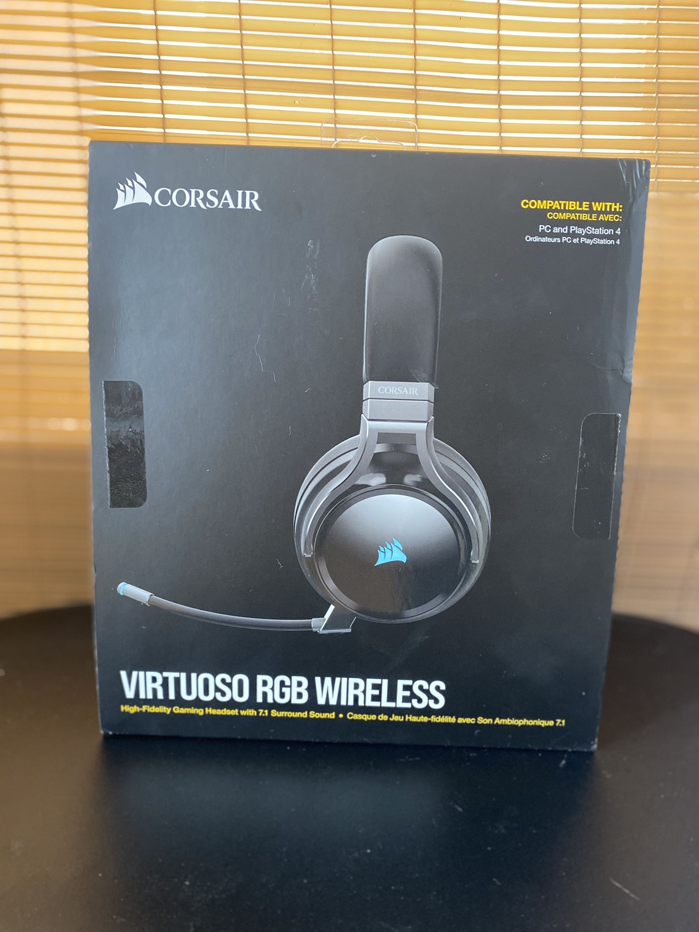 Corsair VIRTUOSO RGB WIRELESS High-Fidelity Gaming Headset