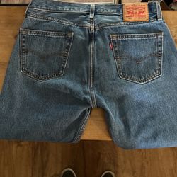 Levi’s Jeans Straight Legged