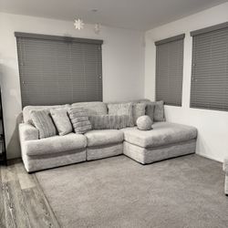 Beautiful 4 Piece Sectional 