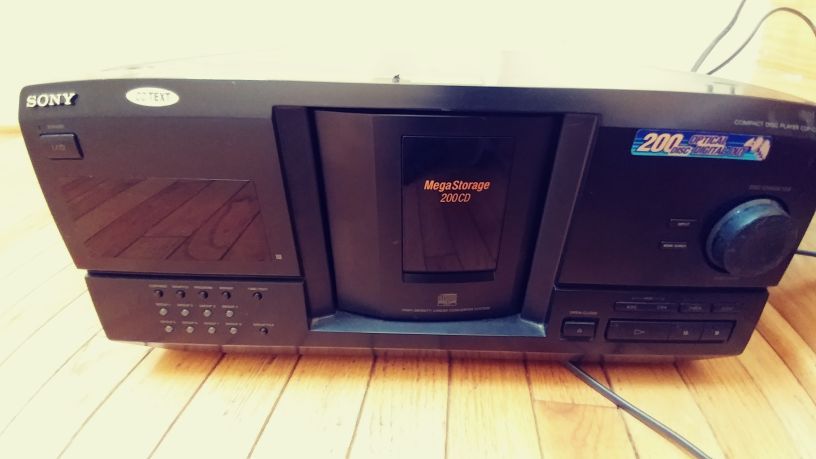 Sony 200 disk cd player