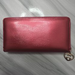 Gucci Lovely Hearts Red Zip Wallet 