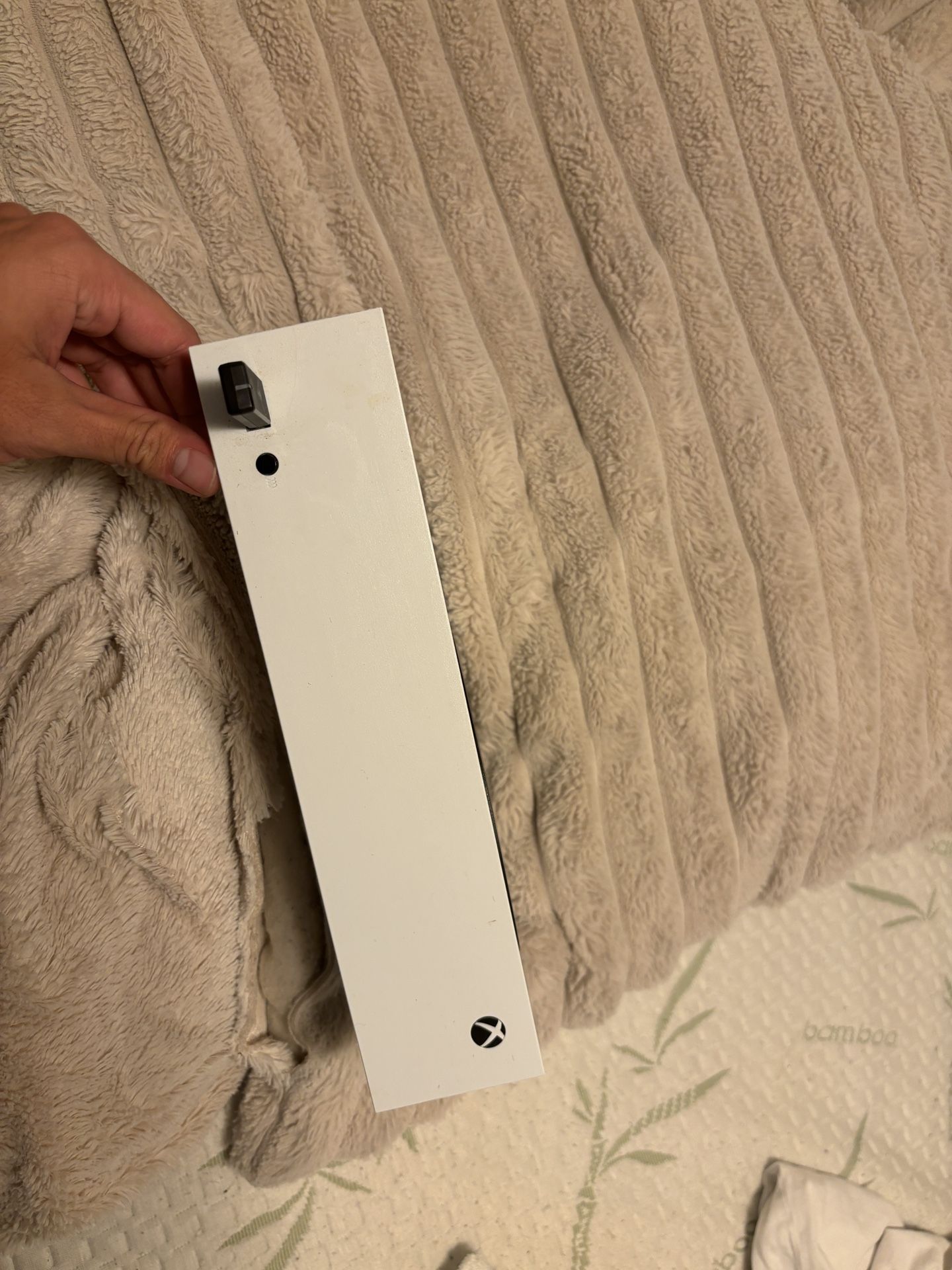 Xbox One S (120 FPS)