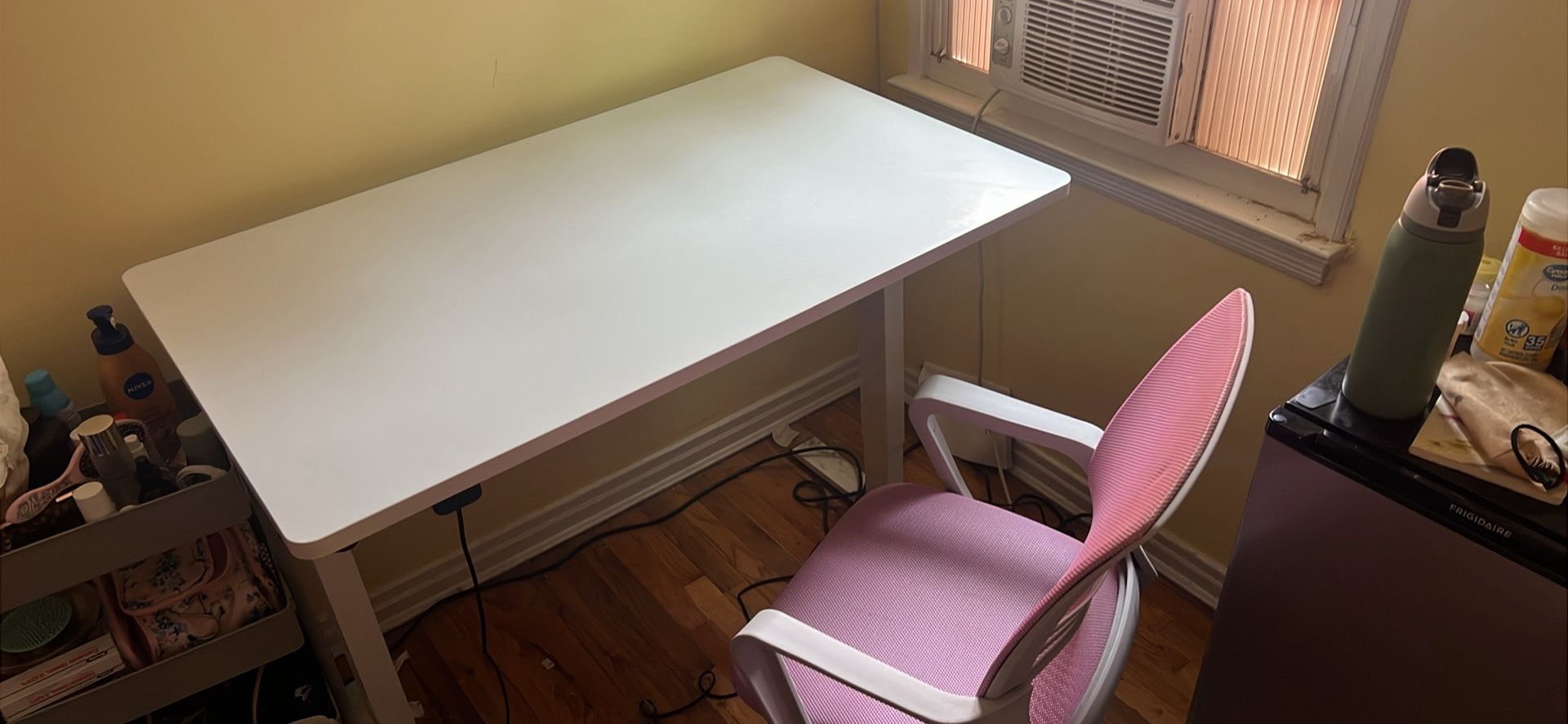 Desk And Pink Chair