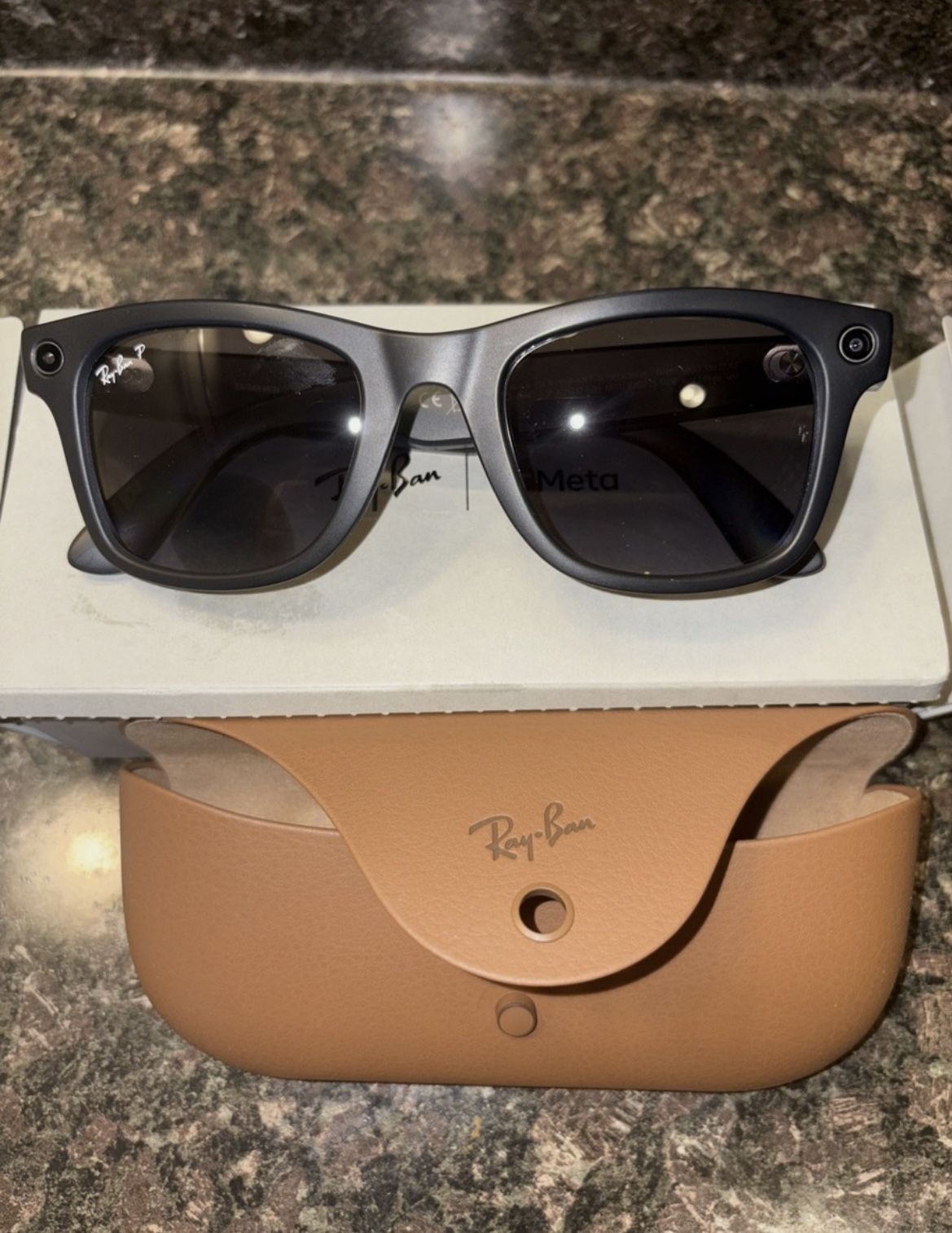 Ray Banz Meta Glasses New With Case Matte Black