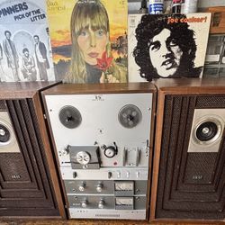 AKI M9 REEL TO REEL TAPE  WITH ORIGINAL RARE HARD TO FIND EXTENSION SPEAKERS WORKING EXCELENT 