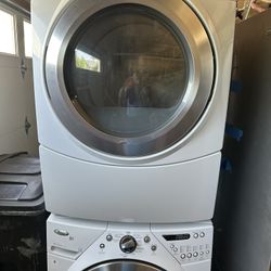 Whirlpool Washer And Dryer 