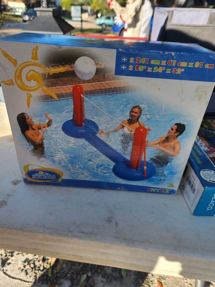 New Pool Tennis Inflatable Game