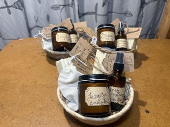 Gift Baskets Of All Natural Goodies!
