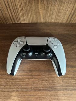 PS5 controller