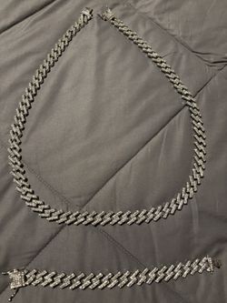 Necklace Bracelet Set