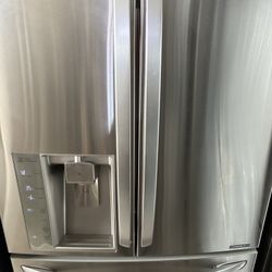 REFRIGERATOR LG 4 doors Counter Depth