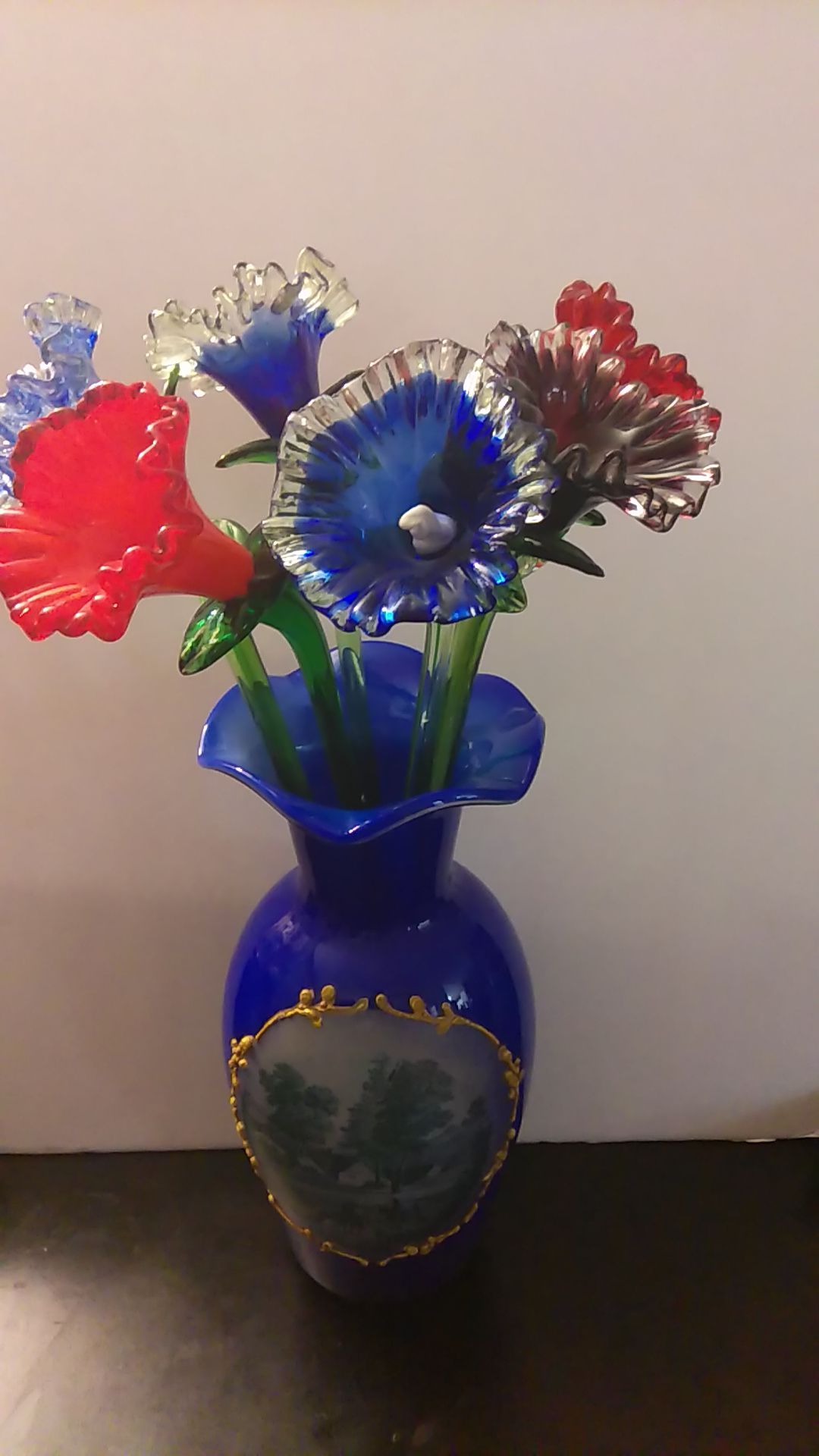 Make an offer, Collectibles,Vase with glass flowers