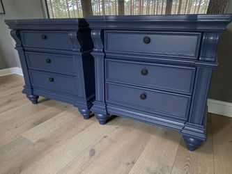 Large Bedroom Nightstands 3 Drawers Solid Wood Navy Satin 30x17x30 New