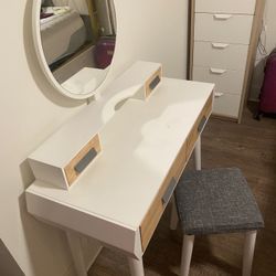 Vanity With Mirror