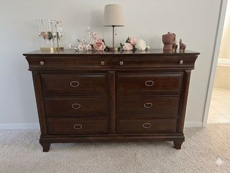 Furniture set