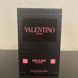 valentino uomo born in roma intense