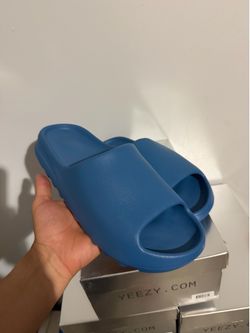 Yeezy slide all sizes