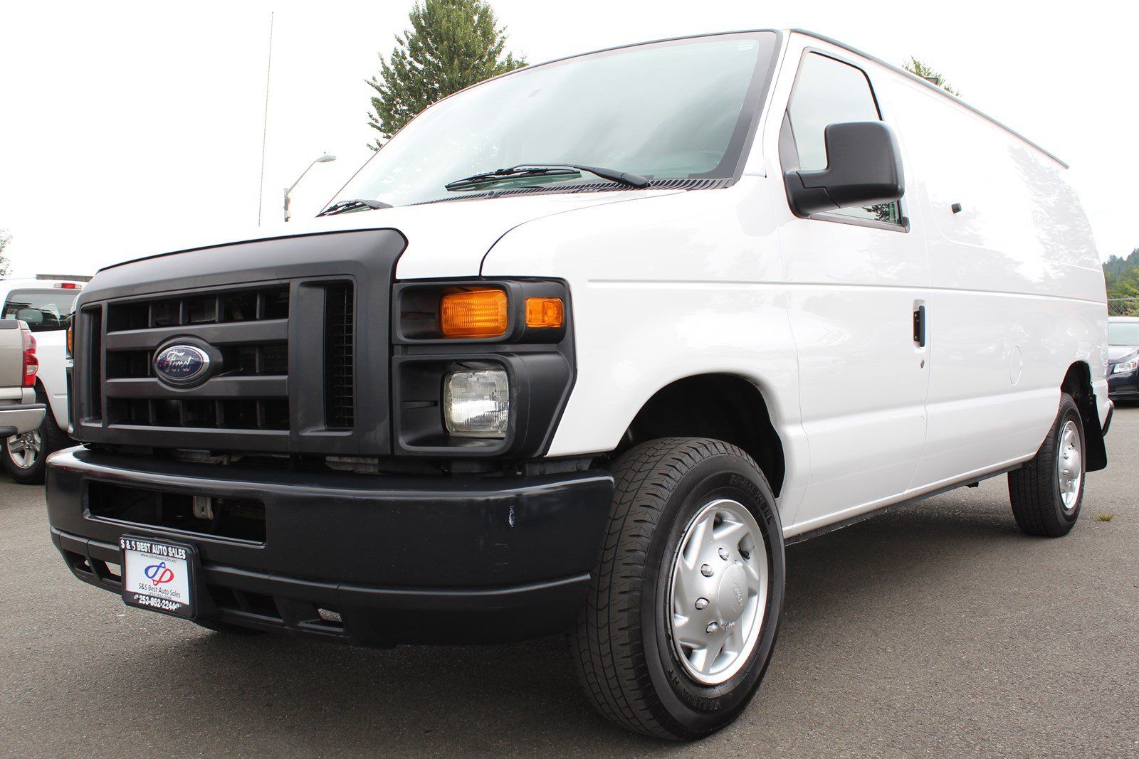 2012 Ford Econoline Cargo Van