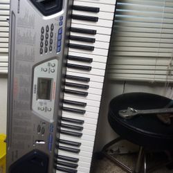 Casio Keyboard 